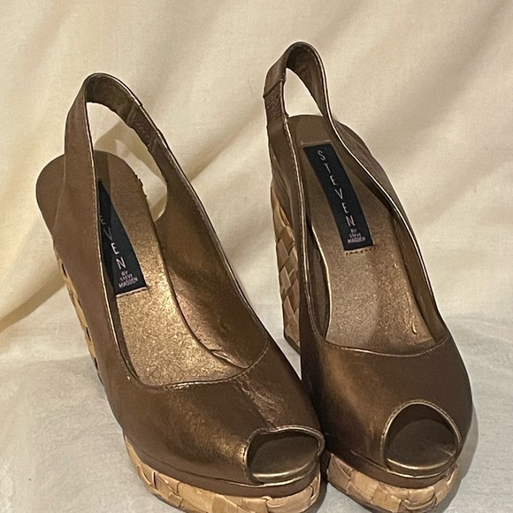 “Steven” by Steve Madden 7-7.5 - Picture 6 of 7